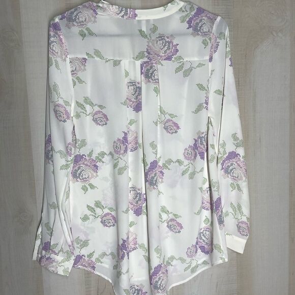 Joie white silk blouse with lavender purple flowers, long sleeve,‎ size XS - Picture 13 of 16